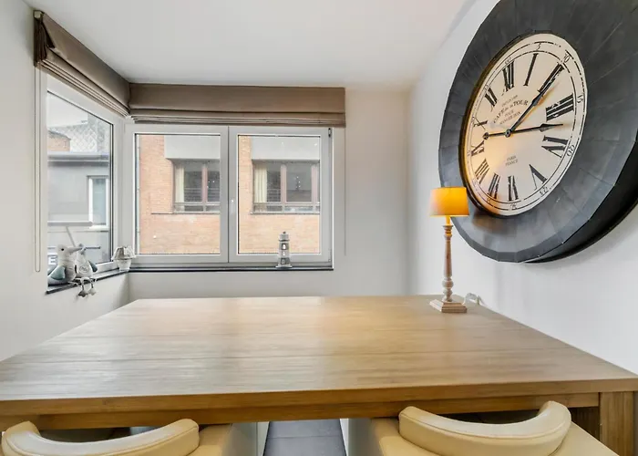 Jacob Maerlant - V1 + Garage