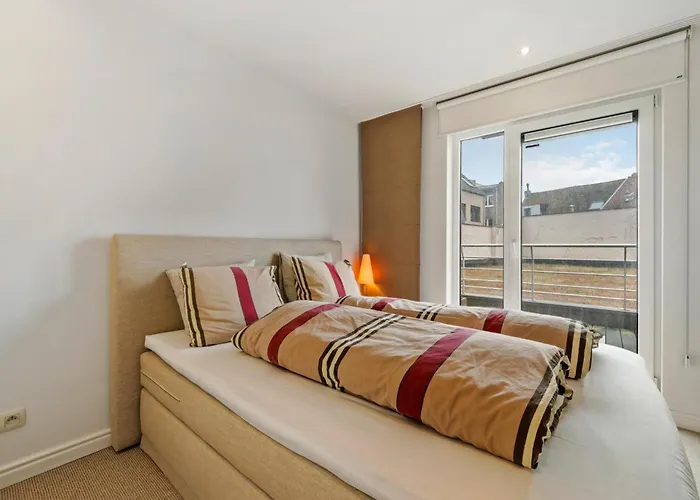 Jacob Maerlant - V1 + Garage *